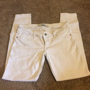 White Abercrombie low rise jeans
